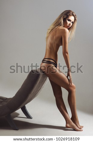 russkie-modeli-eroticheskoy-fotografii-ohuitelnie-telki-v-porno-hd