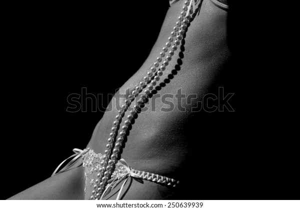 White Lingerie Pearl Necklace