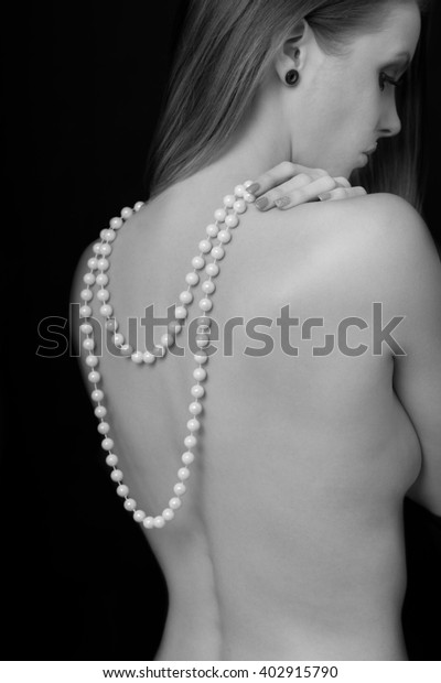 Black and white erotic pearl photos