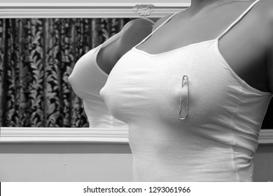 Hot Girl Nipple