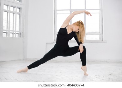 Sexy Young Yoga Female Doing Workout Stock Photo 404435974 | Shutterstock