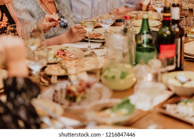 Shabbat Table 1
