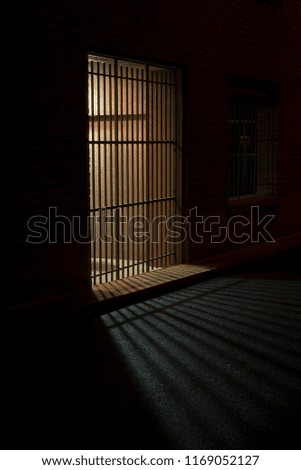 Shadow and light window