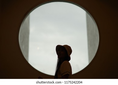 The shadow of the person when the reflection.