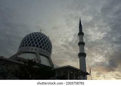 Shah Alam, Malaysia-August 7. 2022- View Of Masjid Sultan Salahudin Abdul Aziz Shah, Located At Shah Alam, Selangor