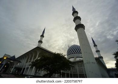 Shah Alam, Malaysia-August 7. 2022- View Of Masjid Sultan Salahudin Abdul Aziz Shah, Located At Shah Alam, Selangor