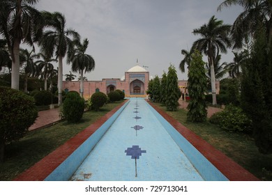 Shah Jahan Mosque In Thatta