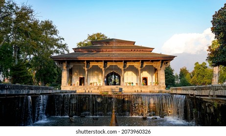 shalimar gardens kashmir