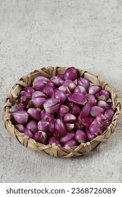Shallots are one of the main spices, with a distinctive aroma - Shutterstock ID 2368726089