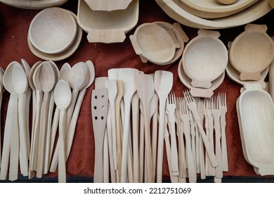 Shallow Depth Of Field (selective Focus) Details With Romanian Traditional Hand Crafted Wooden Kitchen Utensils (bowls, Spatulas, Forks, Spoons).