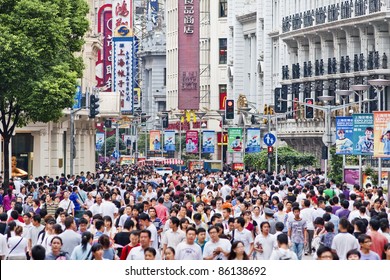SHANGHAI - AUG. 30: Nanjing Road in the weekend in Shanghai, Aug. 30, 2009. Nanjing Road is the main shopping street of Shanghai, China, and is one of the world's busiest shopping streets.