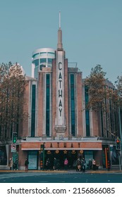 SHANGHAI, CHINA - Dec 31, 2021: A Vertical Shot Of The Historic Cathay Building In Shanghai, China