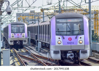 Shanghai Metro Line 10 Shanghai Metro Images, Stock Photos & Vectors | Shutterstock