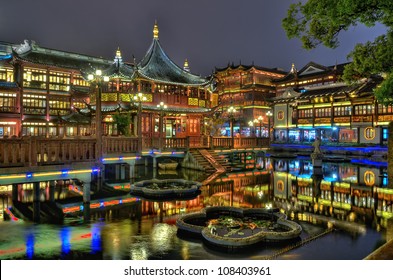 Shanghai Old Tea House In Yu Yuan Garden At Night, China