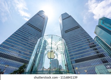 Shanghai/china-06,18,2018 The Apple Store With Modern Office Building  In Shanghai Lujiazui