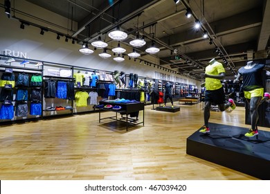 nike store southcenter