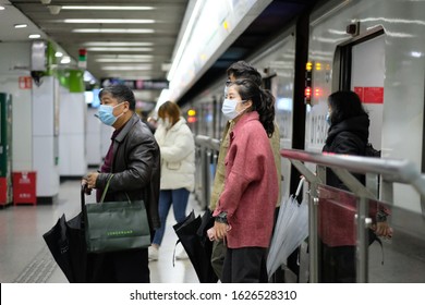 Shanghai,China-Jan.2020:  COVID-19 Coronavirus Pneumonia In Wuhan Has Been Spreading Into Many Cities In China. People Wearing Surgical Mask Walking Out From Subway In Shanghai