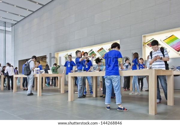 Shanghaijune 6 Apple Store Shortage Retail Technology