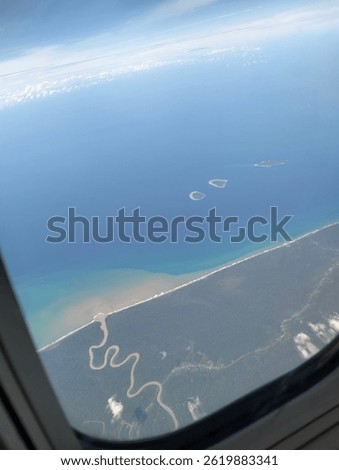 the shape of a winding river flow