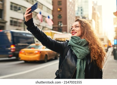 Sharing My Location Picture Go Cropped Stock Photo 2147031555