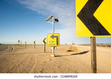 2,774 Sharp turn sign Images, Stock Photos & Vectors | Shutterstock
