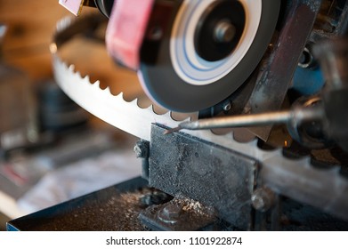 Sharpening The Band Saw