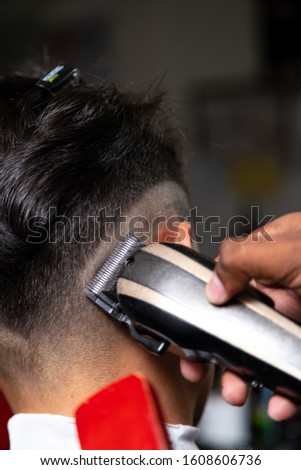 SHAVING MACHINE CUTTING HAIR FADE