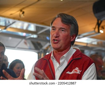 SHAWNEE, KANSAS, USA - SEPTEMBER 22, 2022
Virginia Governor Glenn Youngkin  Answers A Reporters Questions During An Interview After A Fundraiser Rally For Kansas Attorney General Derek Schmidt 