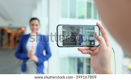 She was recorded video by smart phone.