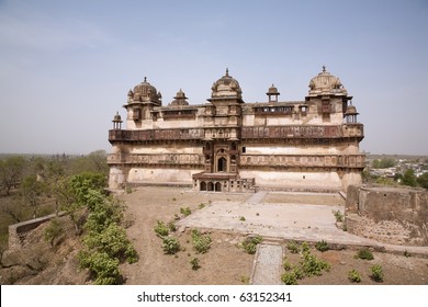 Sheesh Mahal Or Jahangir Mahal In Orchha (India)