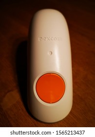 SHEFFIELD, UNITED KINGDOM, 19th November 2019: A Dexcom G6 Sensor And Continuous Glucose Monitor With Applicator For Managing And Testing Diabetics Blood 