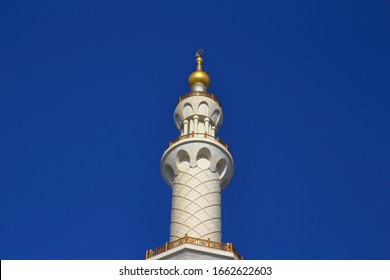 Sheik Zaied Mosque in Abu Dhabi, United Arab Emirates - Shutterstock ID 1662622603