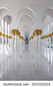 Sheikh Zayed Grand Mosque Center Hallway