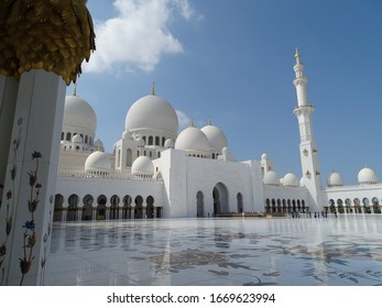 Sheikh Zayed Grand Mosque Center