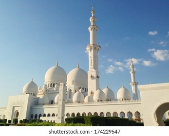 Sheikh Zayed Grand Mosque Center In Abu Dhabi