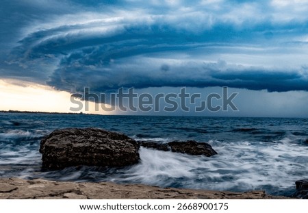 Shelf cloud storm is comming