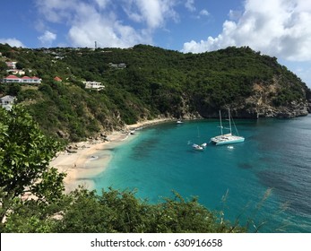 Shell Beach At St.Barth Island. St. Barts, French West Indies. Paradise White Sand Island. Gorgeous And Beautiful Lagoon With Yacht At Saint Barthelemy Island. Turquoise Caribbean Sea Luxury Island