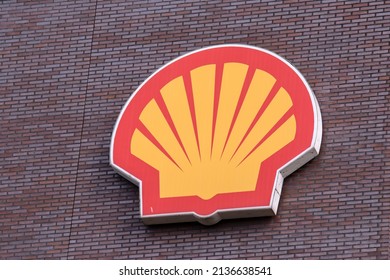 Shell Logo On A Building At The Energy Transition Campus Amsterdam Amsterdam The The Netherlands 17-3-2022