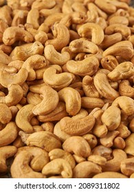  Сloseup of shelled cashew nuts                             
