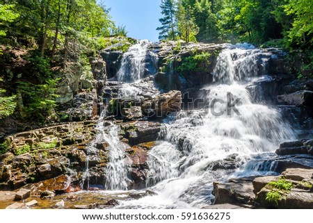 Shelving Rock Falls