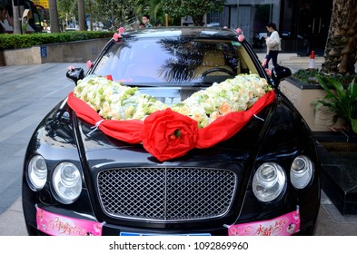 SHENZHEN, CHINA - APRIL 3: Luxury Limousin In Front Of Marco Polo Hotel, Car Prepared For Wedding On April 3rd, 2018.