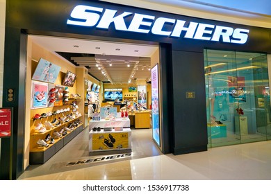 skechers fairview mall