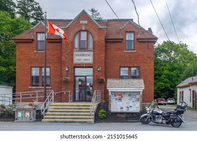 Sherbrooke, Nova Scotia, Canada - August 22, 2014 : Canada Post Office Building On Main Street In Sherbrooke.

Camera: Nikon D3300  18-55mm Kit Lens
ISO 100, 22mm, F10, 180