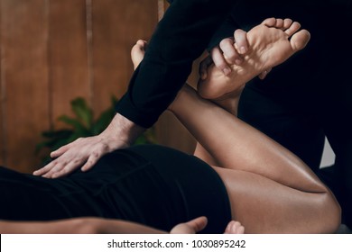 Shiatsu Back And Leg Massage