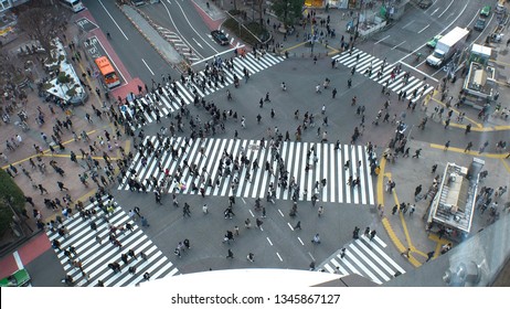 渋谷 スクランブル交差点 の画像 写真素材 ベクター画像 Shutterstock