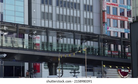 Shibuya, Tokyo,Japan - April 20th, 2022: A Suspended Walkway In Shibuya.