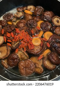 Shiitake Mushroom Soup With Goji Berry