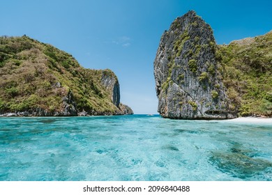 Shimizu Island with turquoise blue lagoon, Bacuit Archipelago, El Nido, Palawan, Philippines, Asia