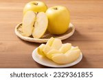 Shinano Gold is a yellow apple variety grown in Nagano, Japan.