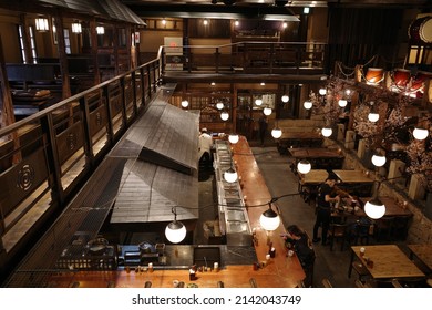 Shinbashi, Tokyo, Japan - March 29 2022: Interior Of Gonpachi Restaurant In Nishi-Azabu. It Was The Inspiration For The Restaurant Set In The Movie 